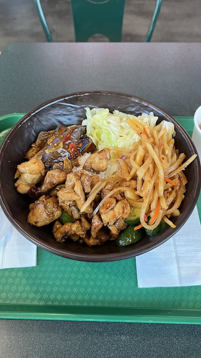 Chef Liu Kitchen - Photo 5