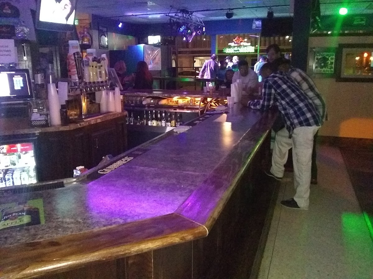 Finnies Next Door - Photo 6