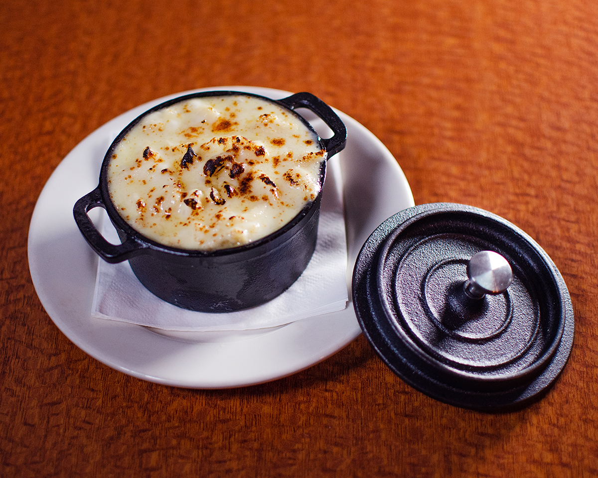 Vineyard Bar and Grill - Photo 9