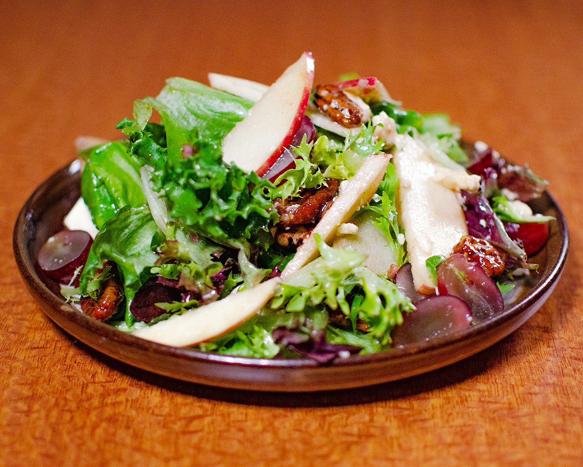 Vineyard Bar and Grill - Photo 1