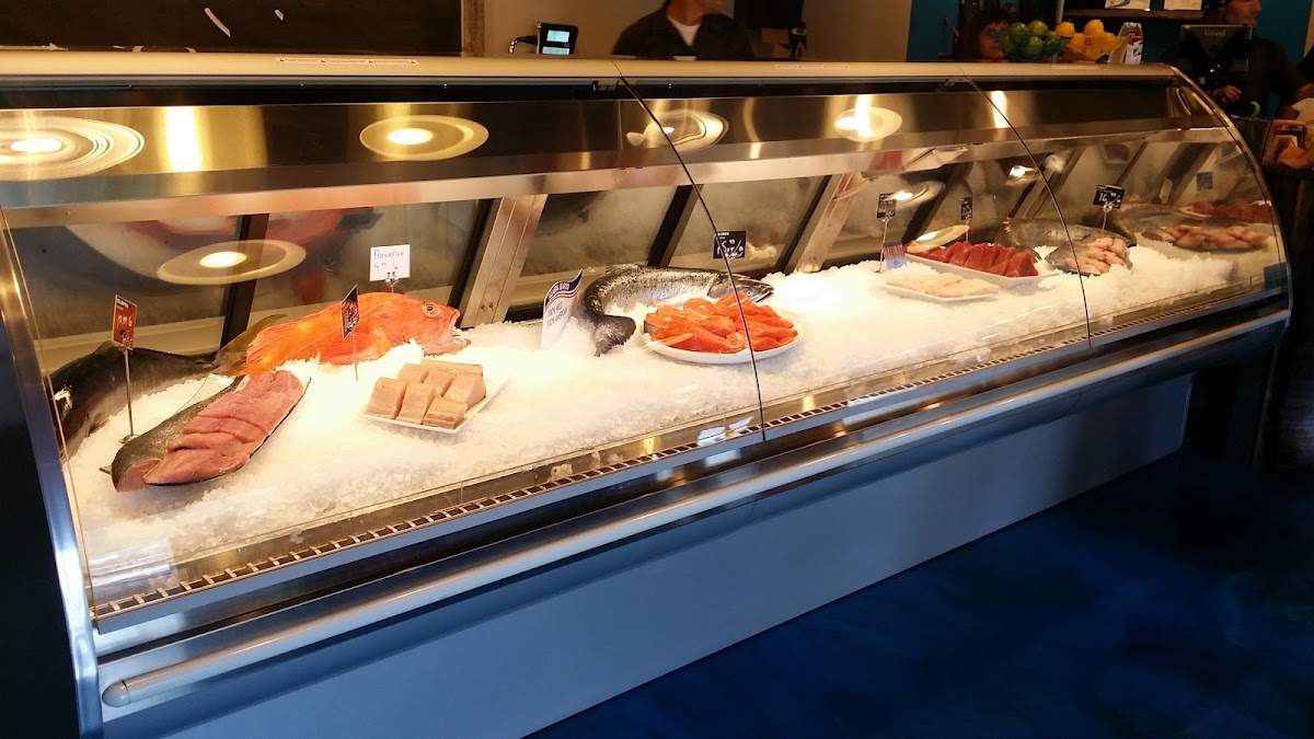 Dakota Seafood - Photo 7