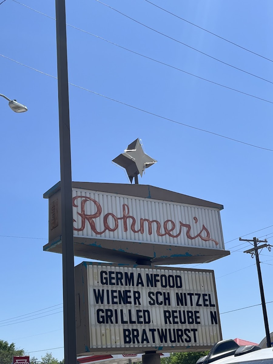 Rohmer's Restaurant - Photo 4