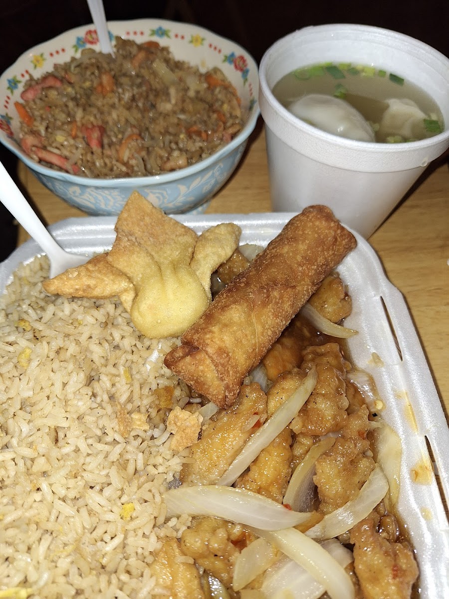 Chinese Wok Huntsville - Photo 6