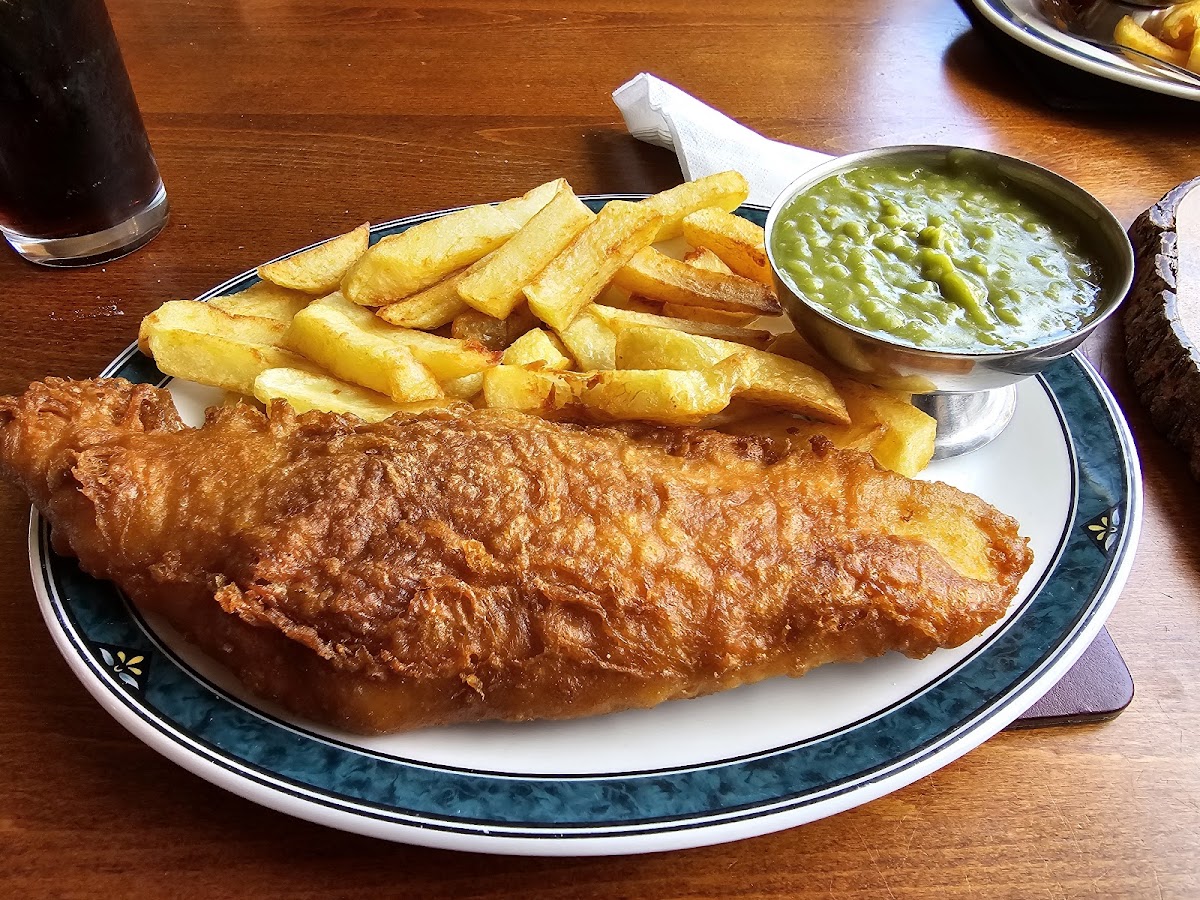 Olivers Fish Shop & Restaurant - Photo 2