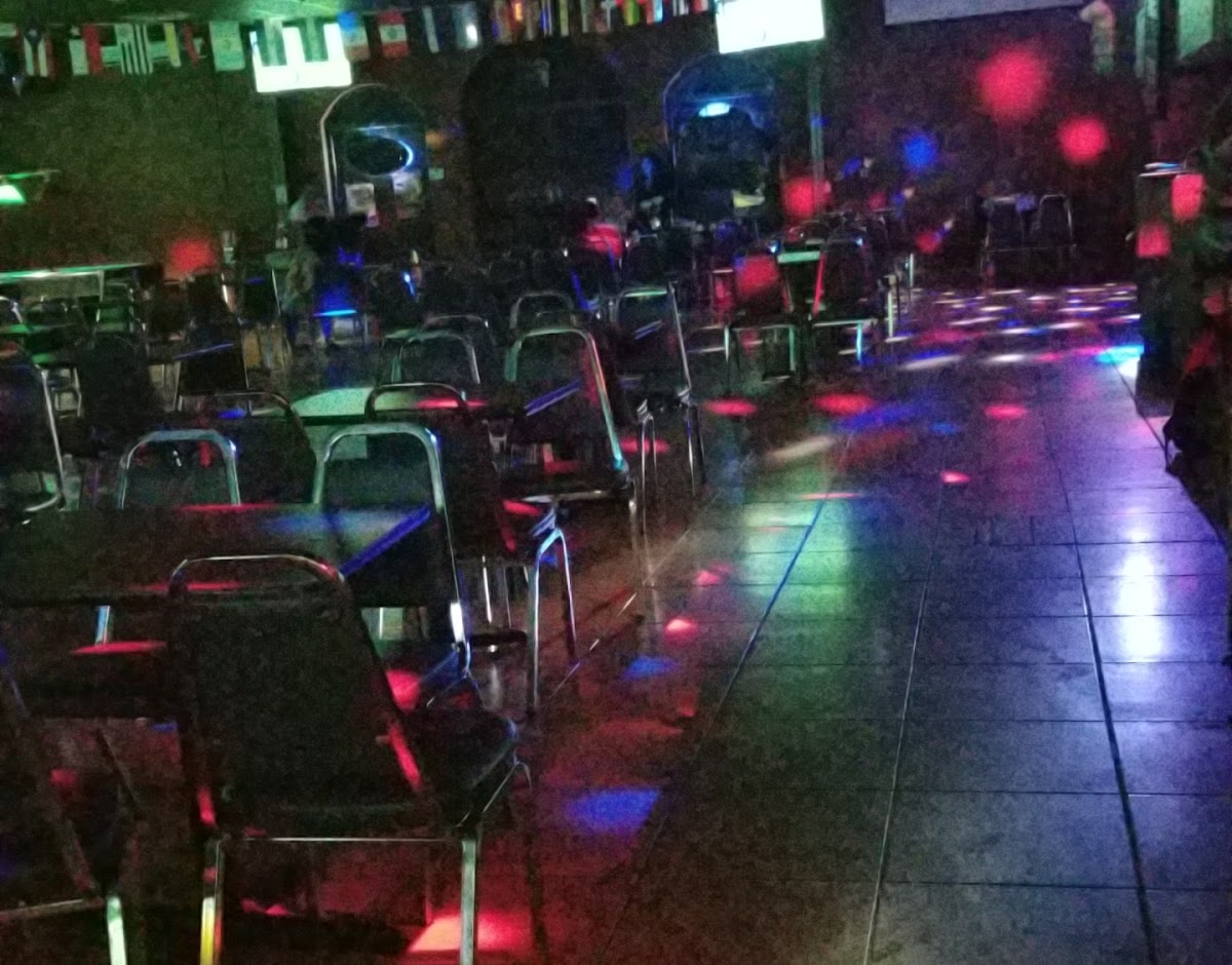 La Casa Sport Bar - Photo 3