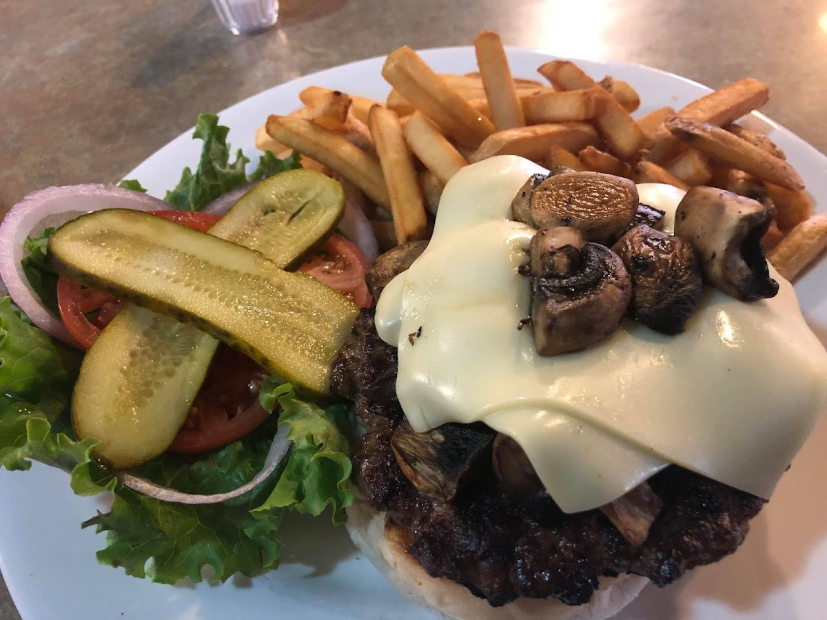The Railside Restaurant - Photo 7