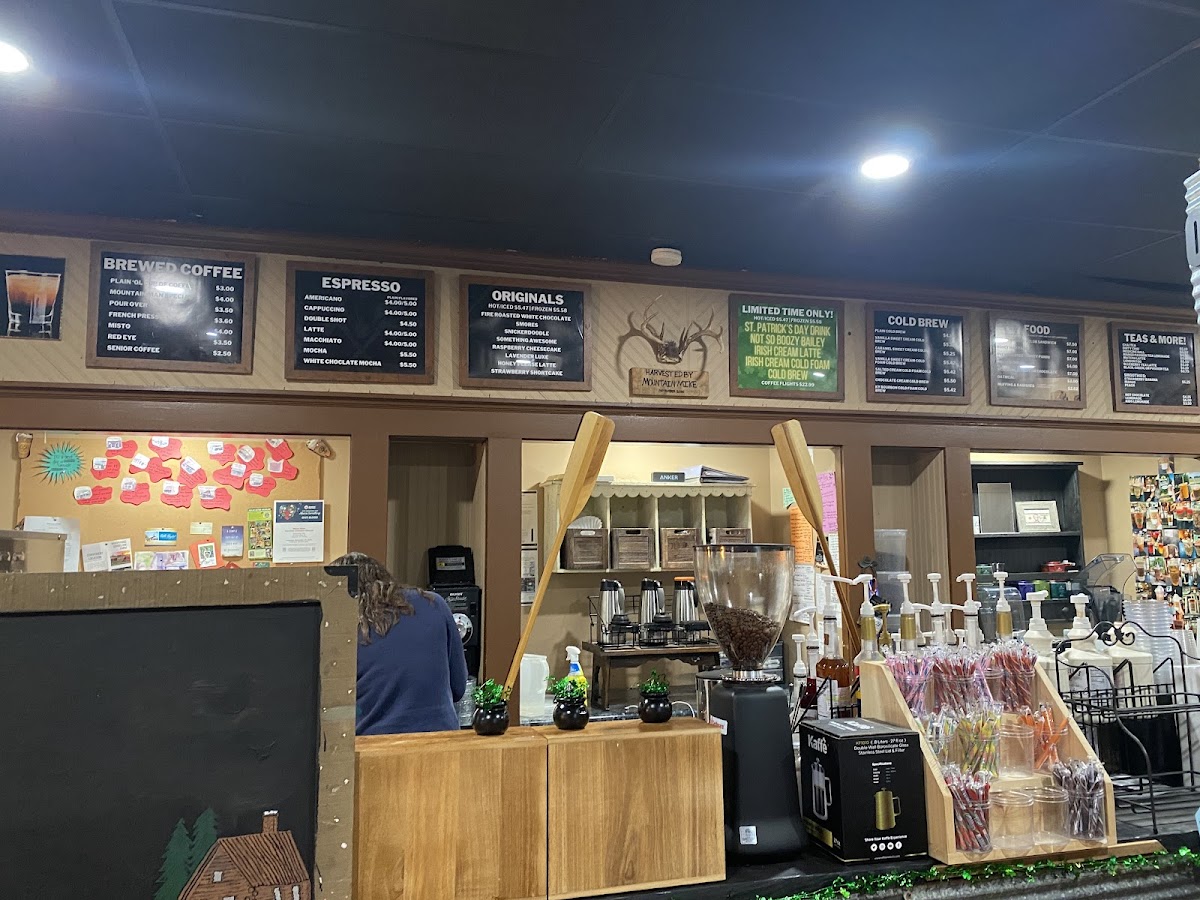 Mountain Mike's Coffee House - Photo 4