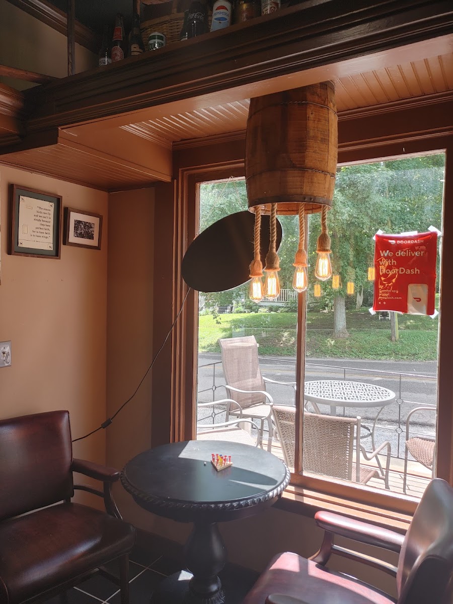 Mountain Mike's Coffee House - Photo 8