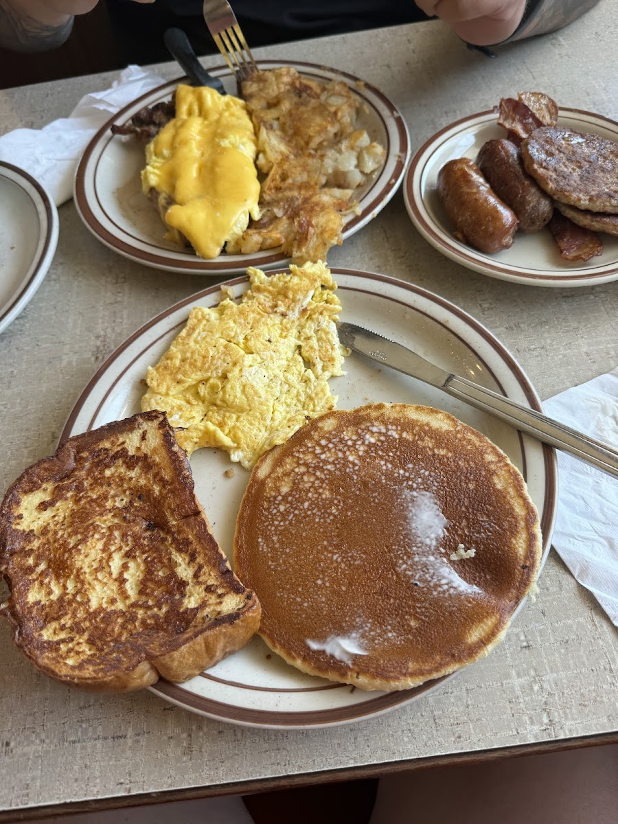 Miss Monticello Diner - Photo 6