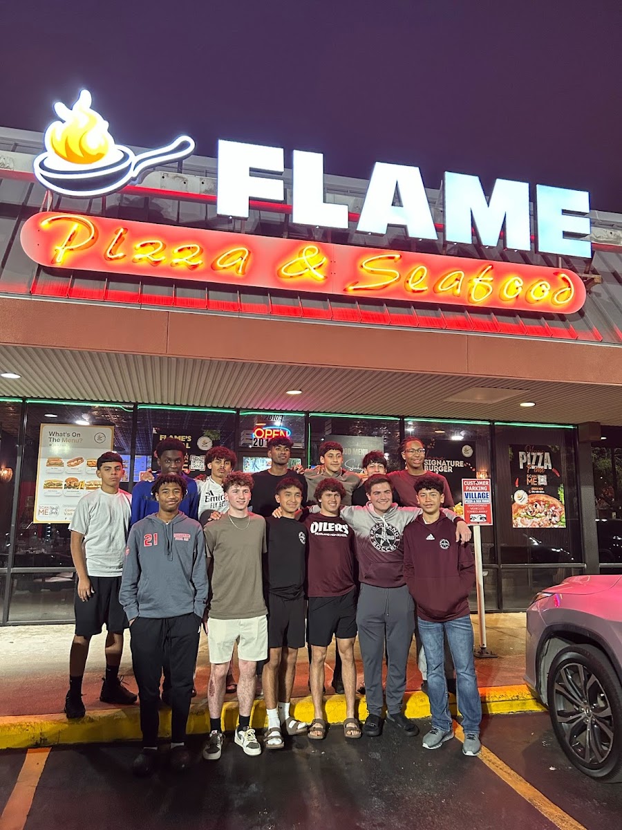 Flame pizza seafood - Photo 2