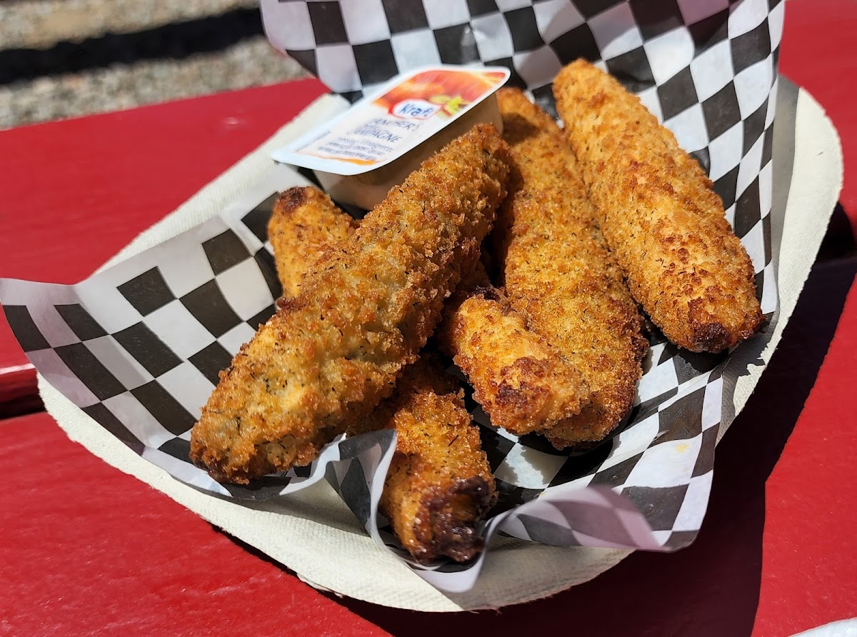 Perky's Fish & Fries - Photo 7
