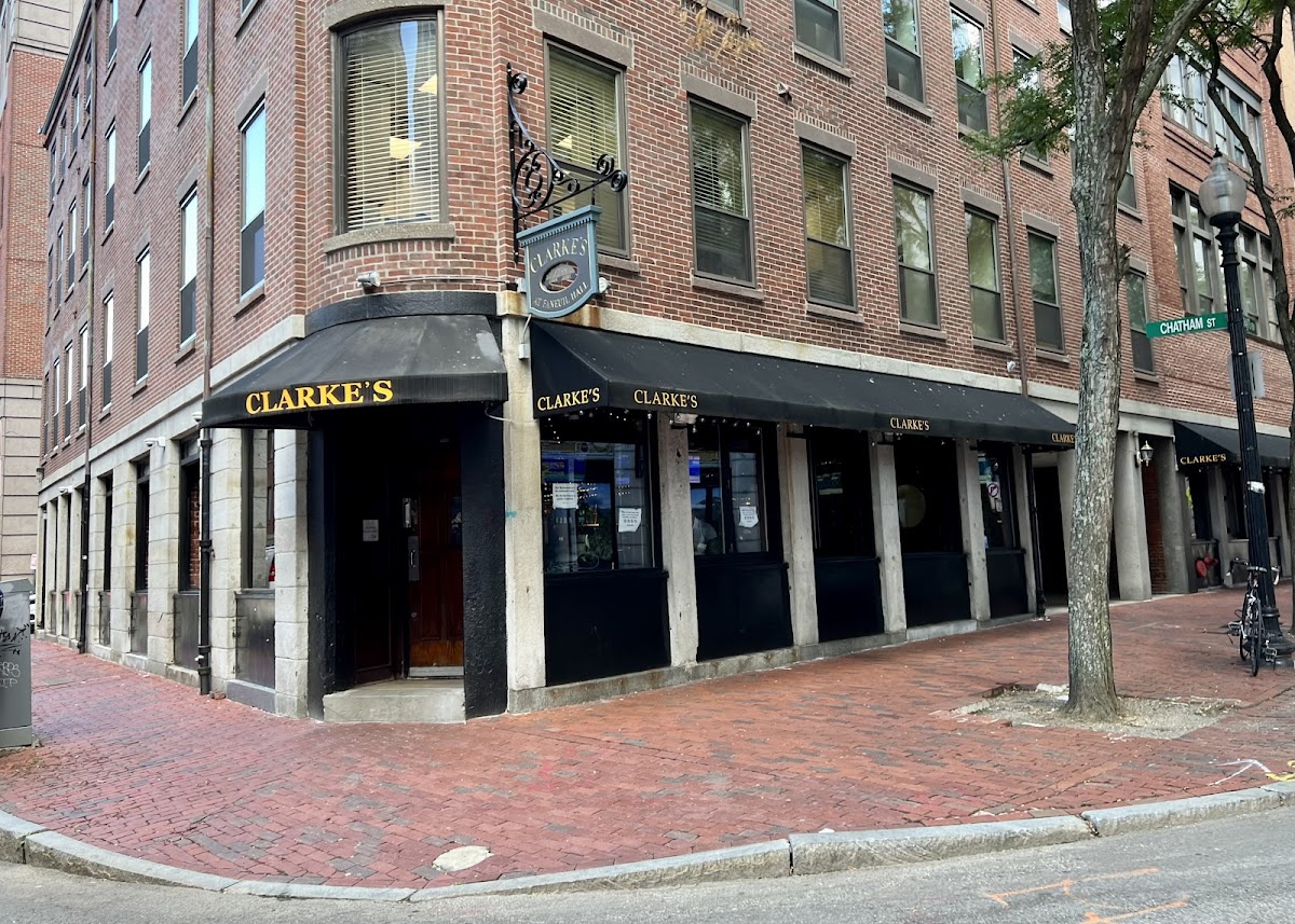 Clarke's at Faneuil Hall - Photo 3