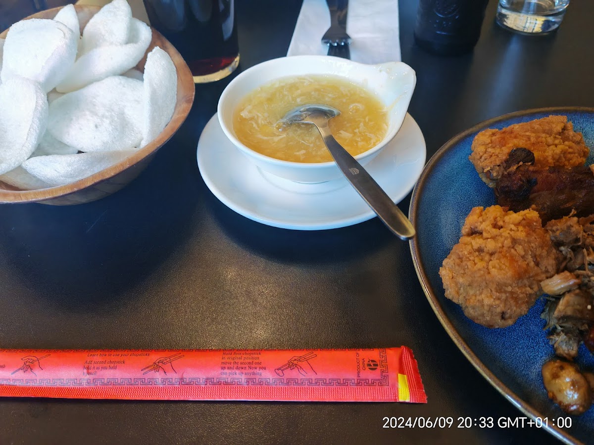 Emperor Chinese Restaurant - Photo 9