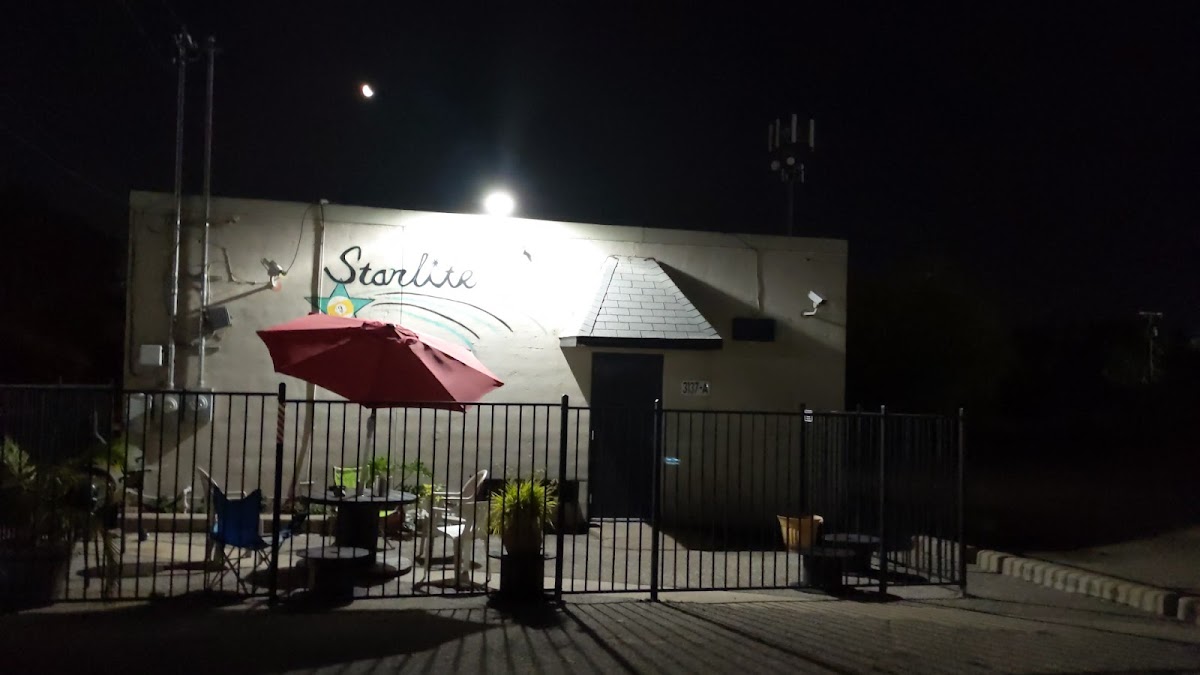 Starlight Lounge - Photo 7