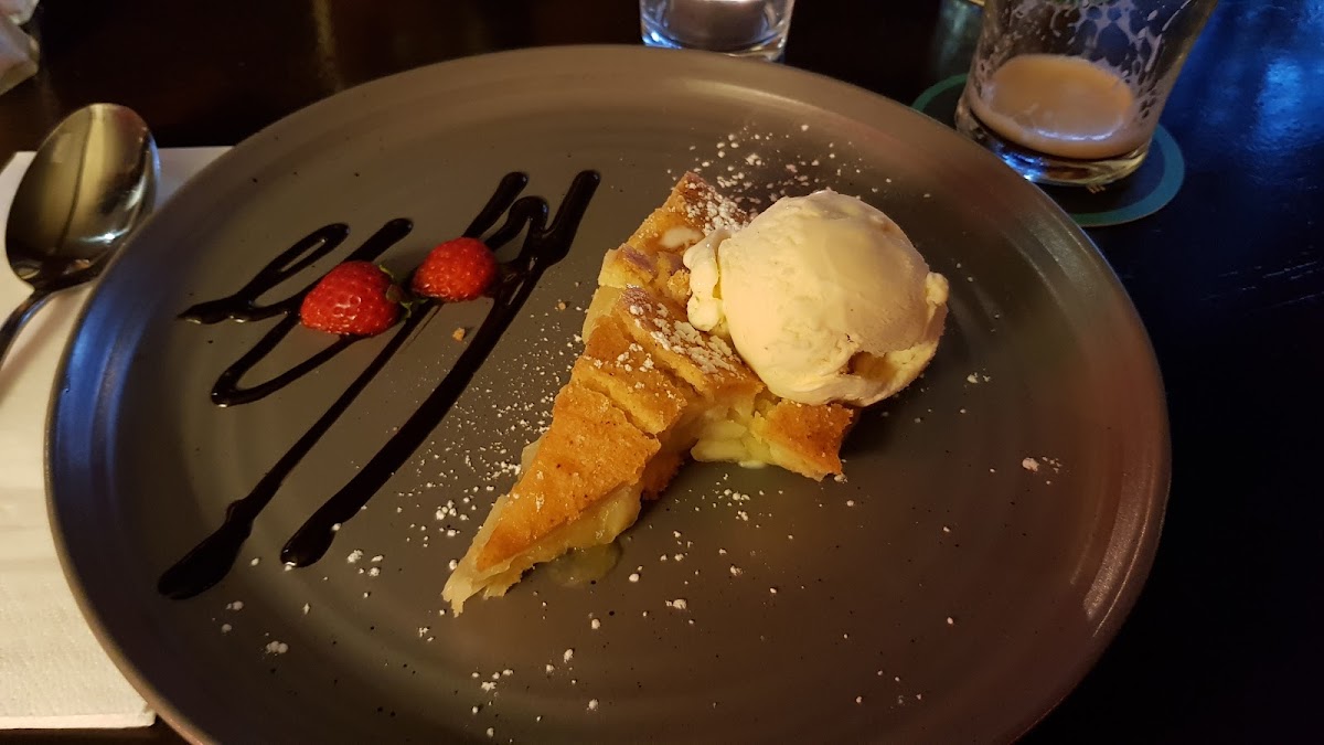 O'Donnells Bar & Restaurant - Photo 4