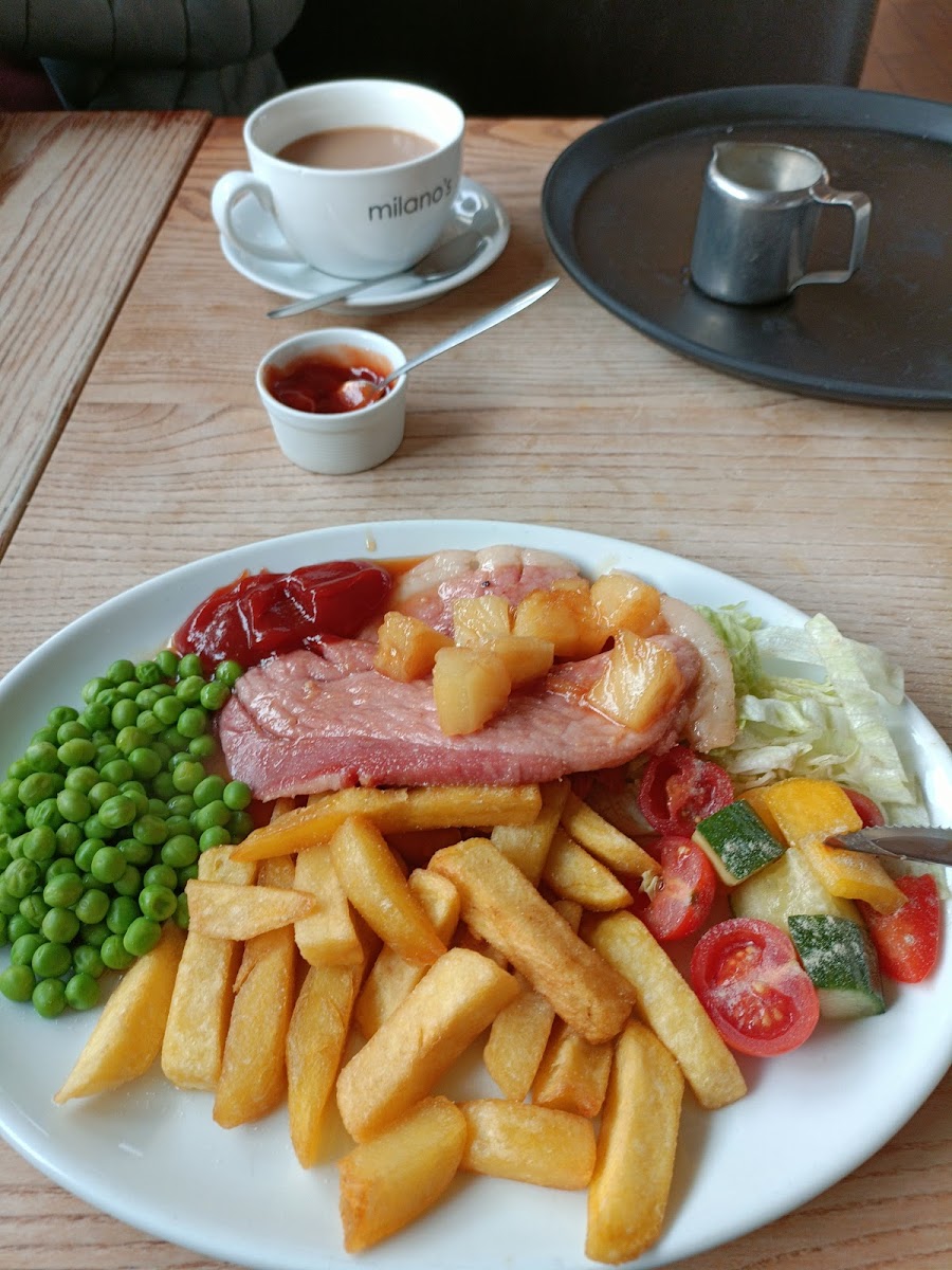 Milano Café Oswestry - Photo 4