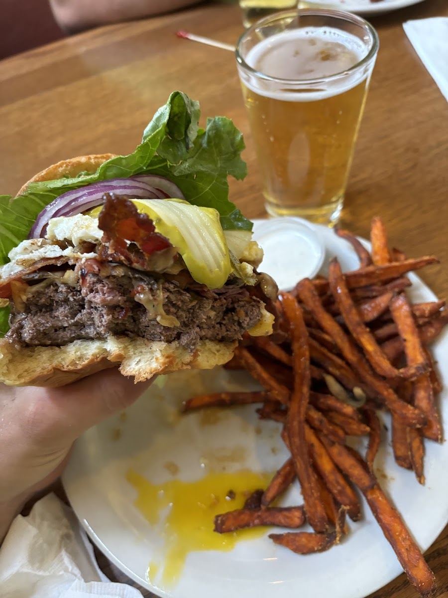 McShanes Bar & Grill - Photo 3