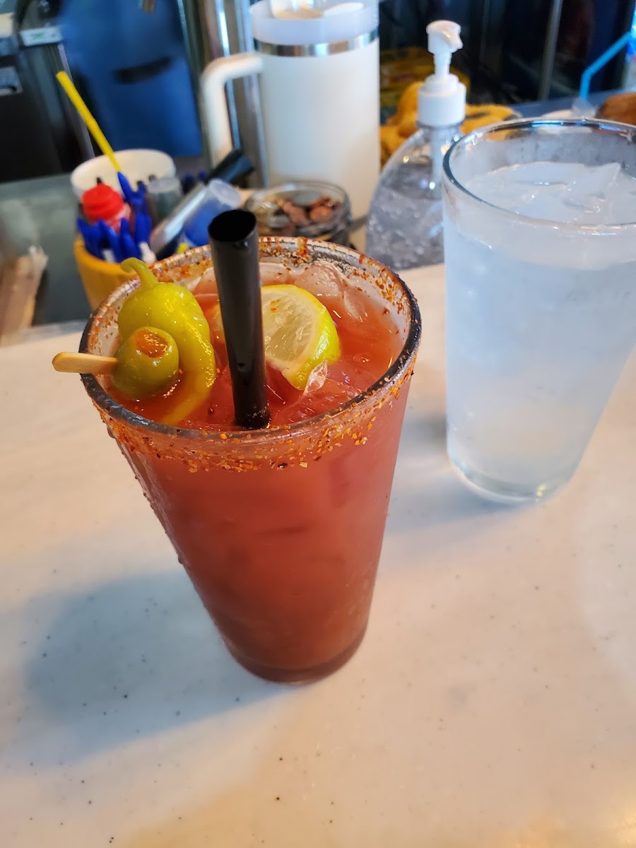 Ethan's Eatery - Photo 9