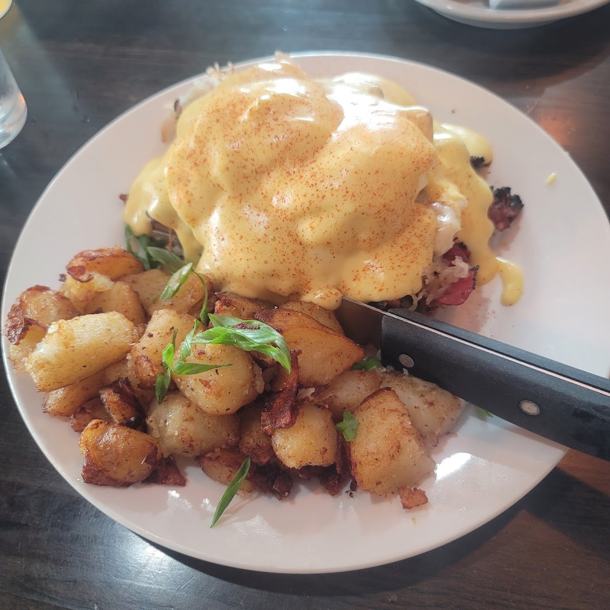 Ethan's Eatery - Photo 4
