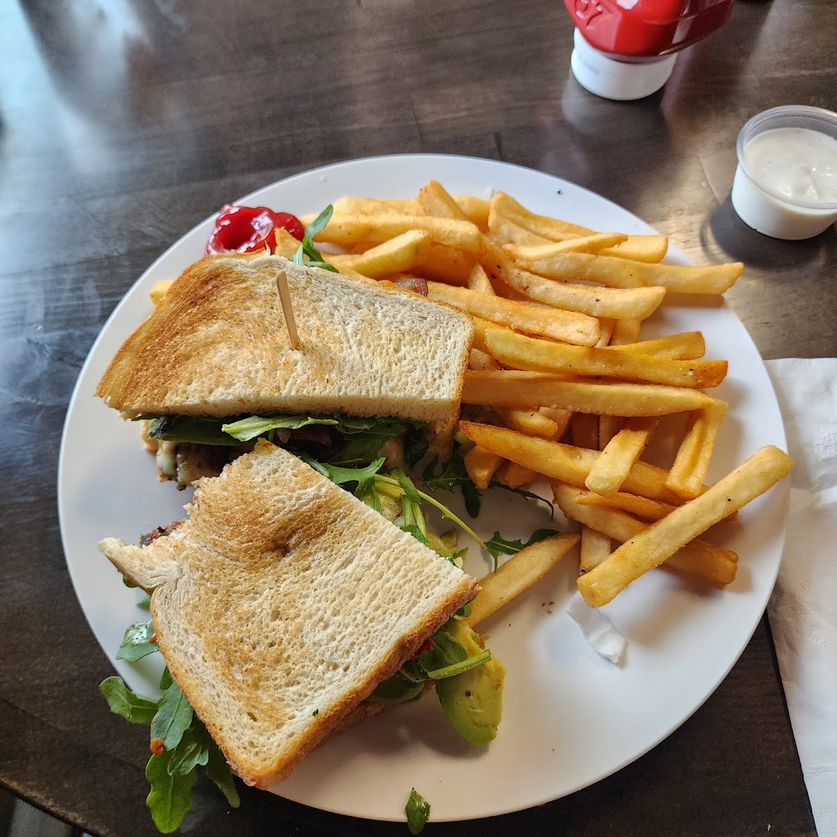 Ethan's Eatery - Photo 6