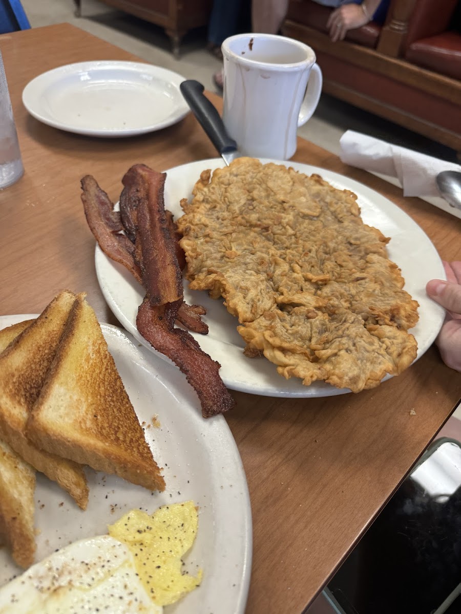 Harold Waite's Pancake & Steakhouse - Photo 6