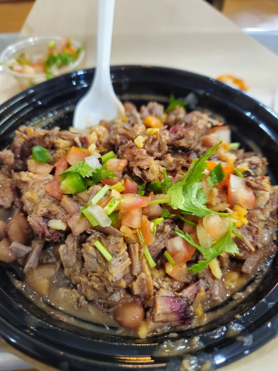 Ain’t She Grand BBQ Co. - Photo 5