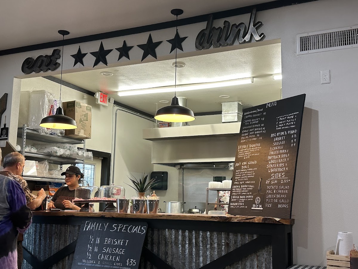 Ain’t She Grand BBQ Co. - Photo 6