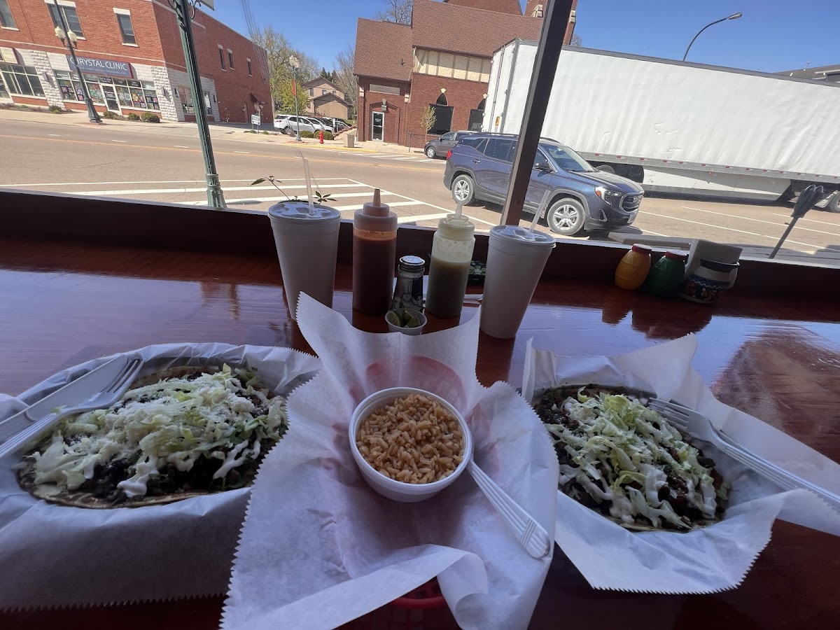 Buffalo's Grill Tacos - Photo 9