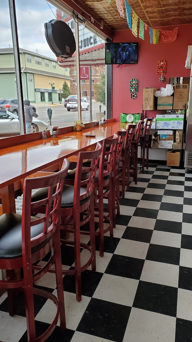 Buffalo's Grill Tacos - Photo 5