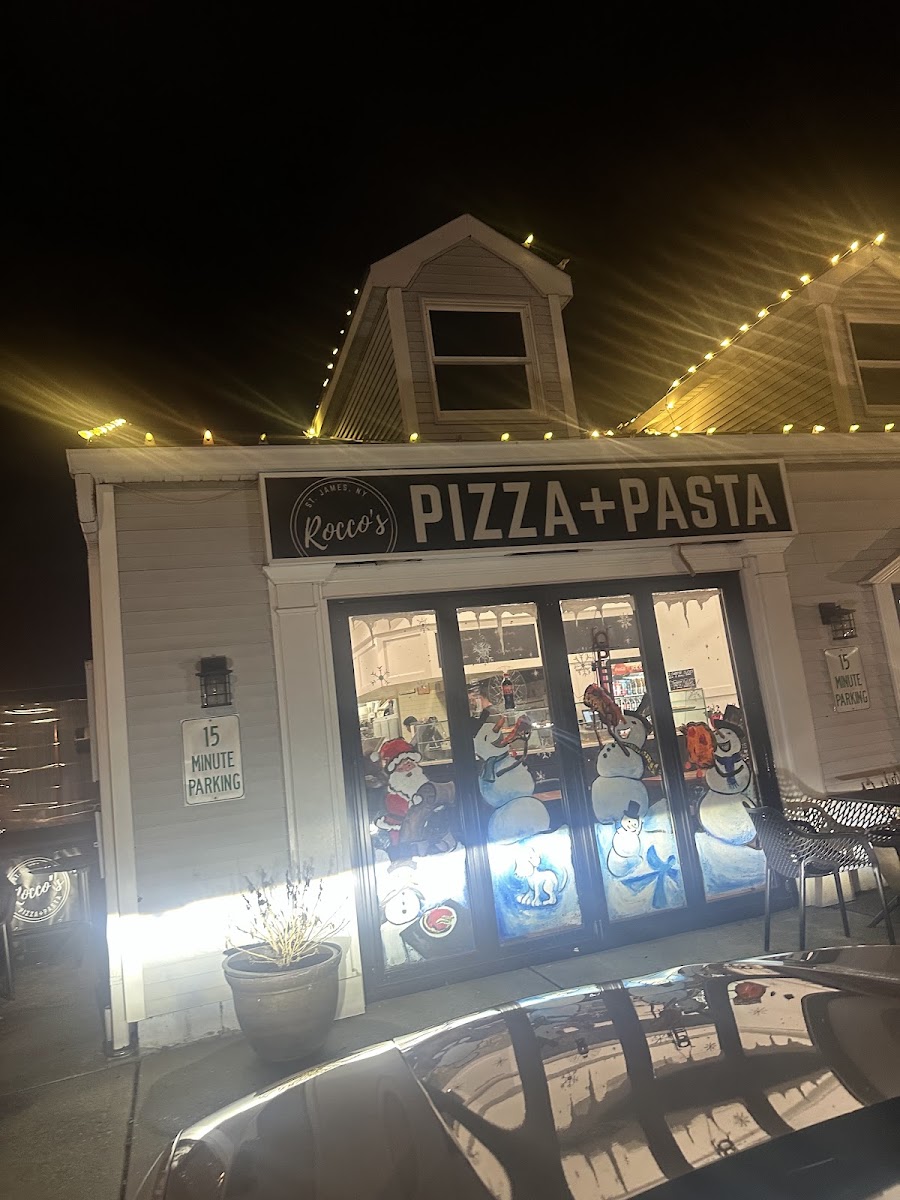 Rocco's Pizza - Photo 4