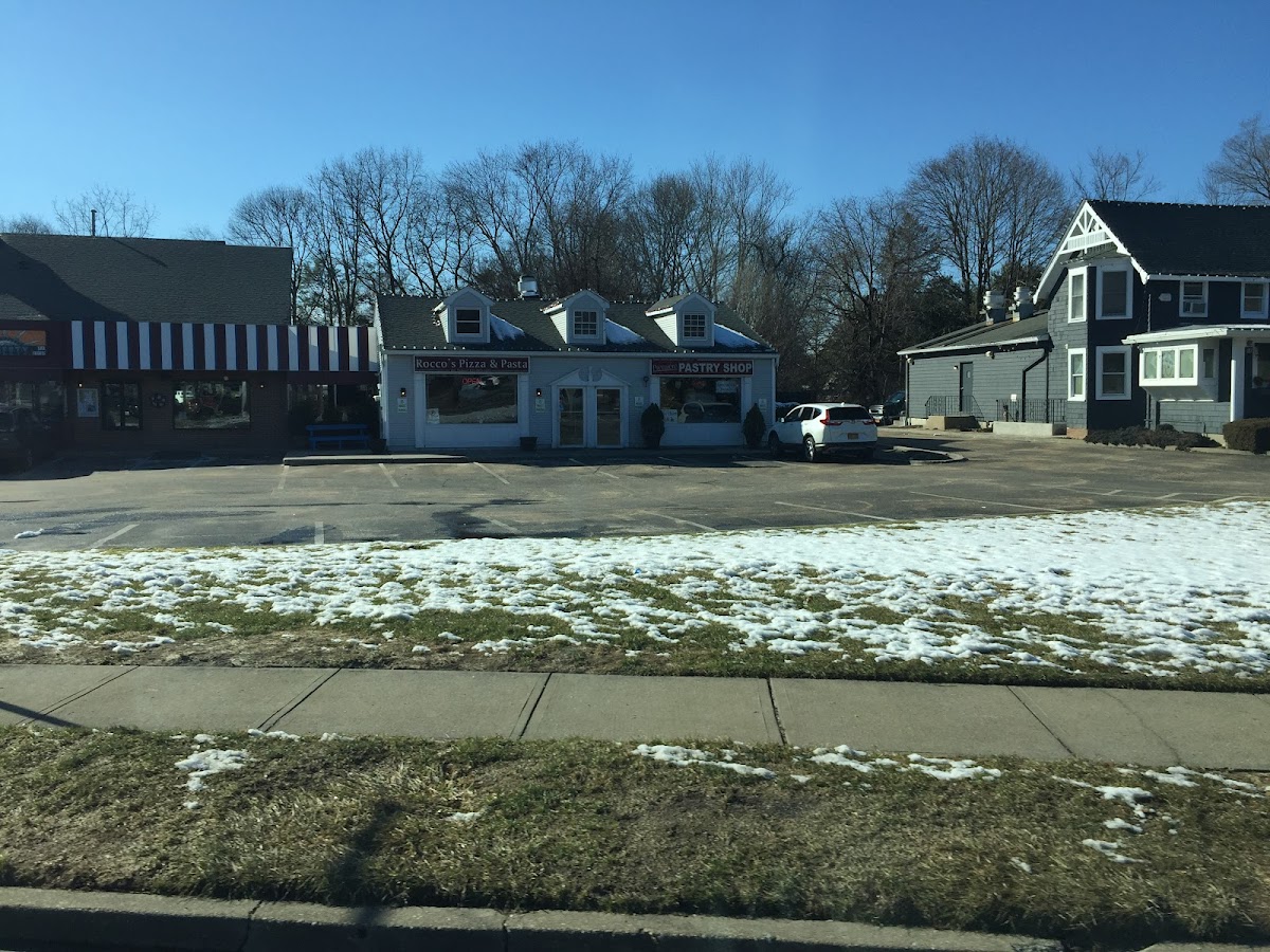 Rocco's Pizza - Photo 5