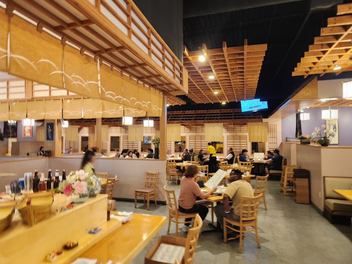 Tokyo Grill & Sushi - Photo 2