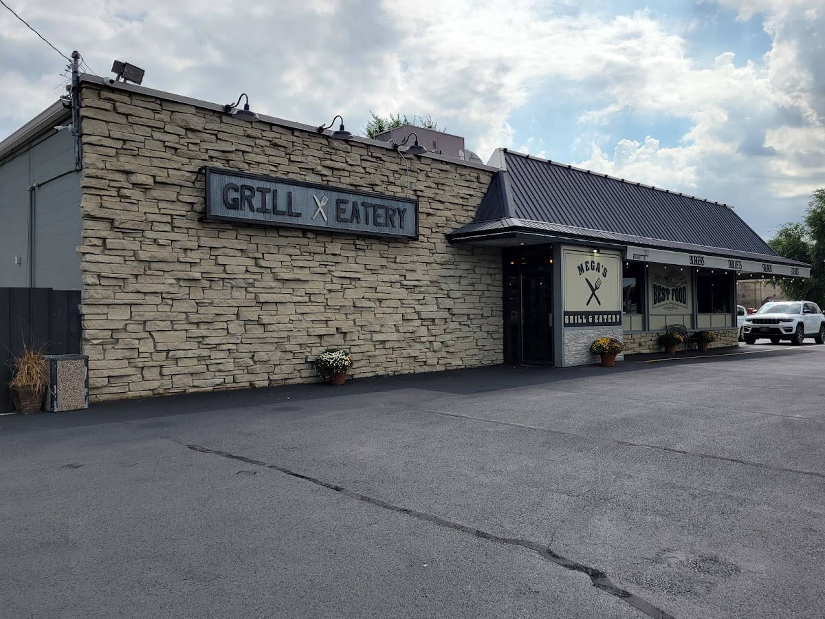 Mega's Grill and Eatery - Photo 5
