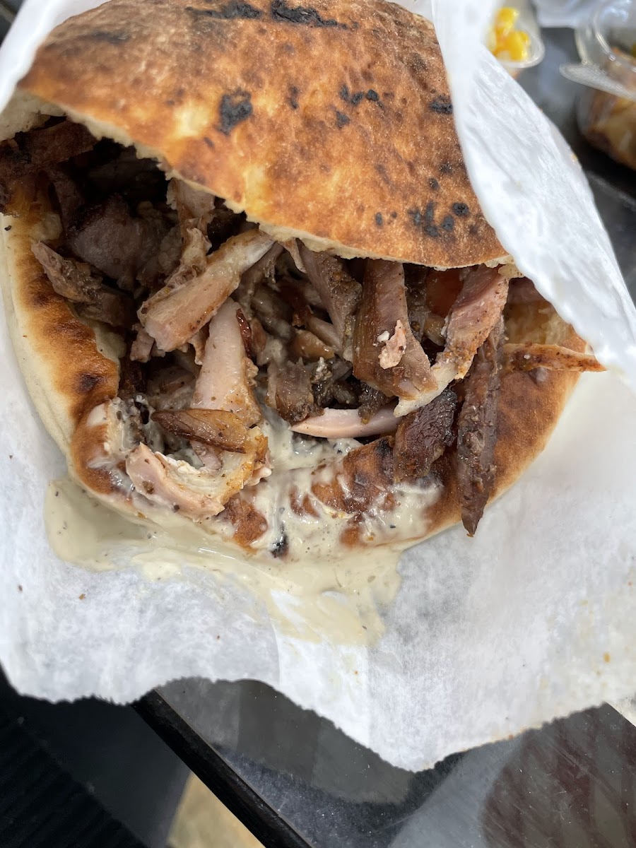 Ahuvas Grill Express - Photo 2