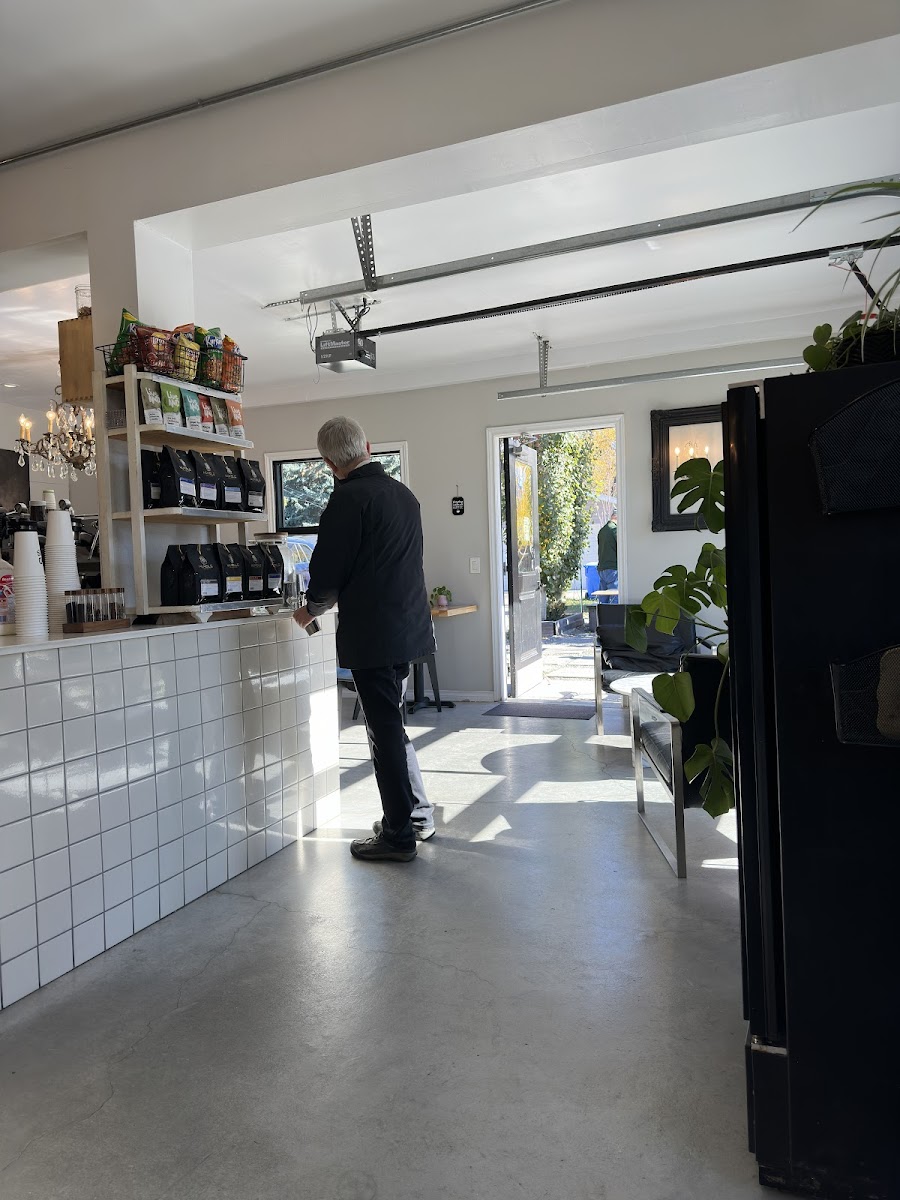 Good News Coffee - Photo 9
