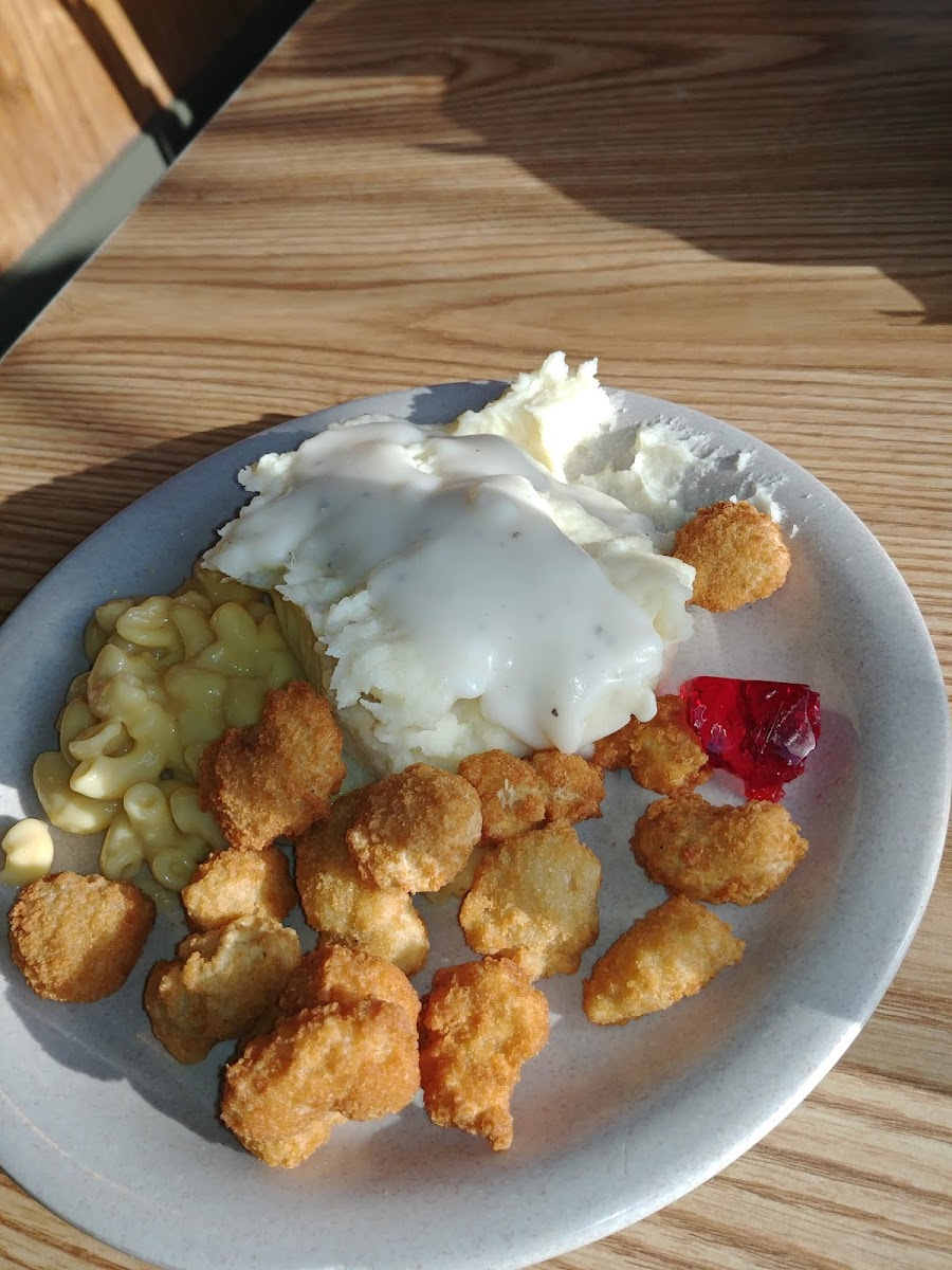 T/R's Steaks & More - Photo 9