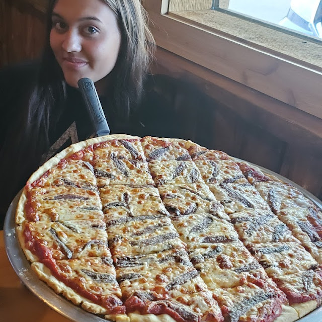 Anchovy Pizza