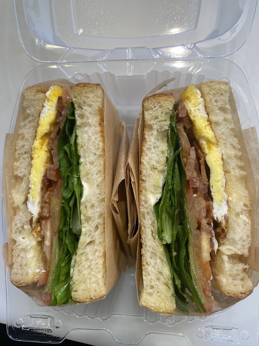 Suzette's Cafe - Photo 4
