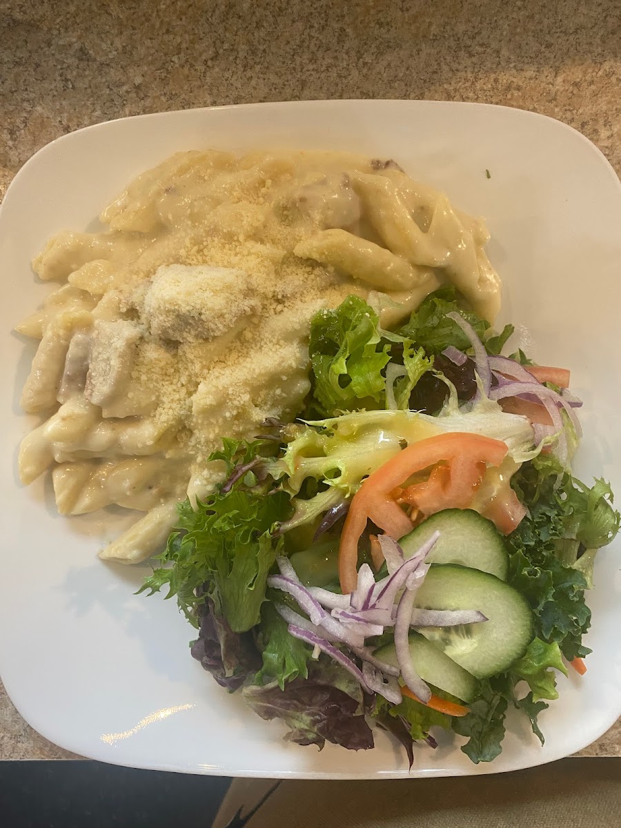 Suzette's Cafe - Photo 8