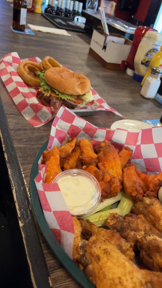 Red's Ale House on Peavine - Photo 6