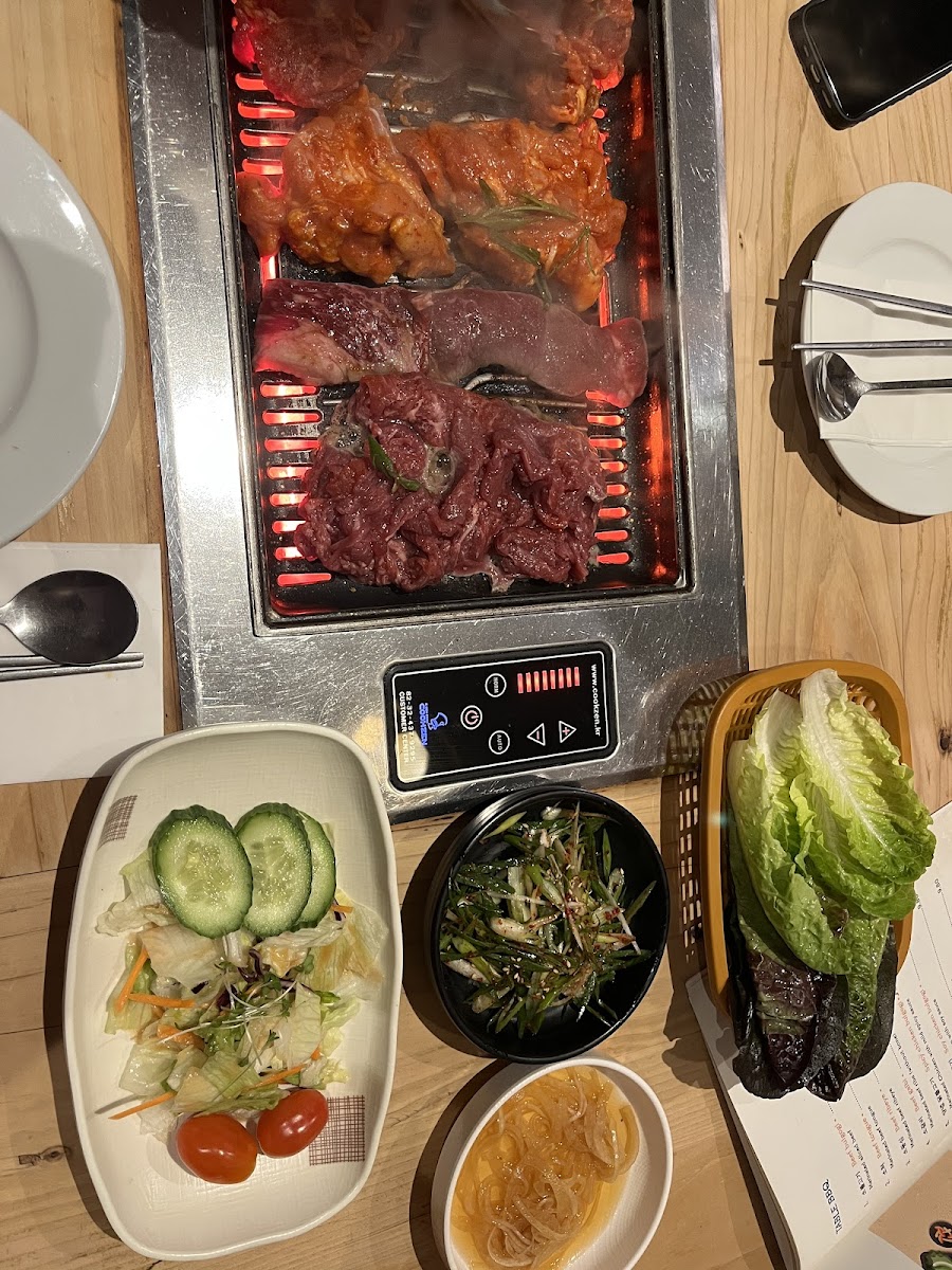 Sarang Restaurant - Photo 2