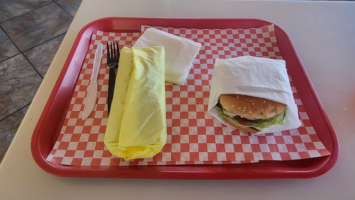 Volcano Burgers - Photo 1