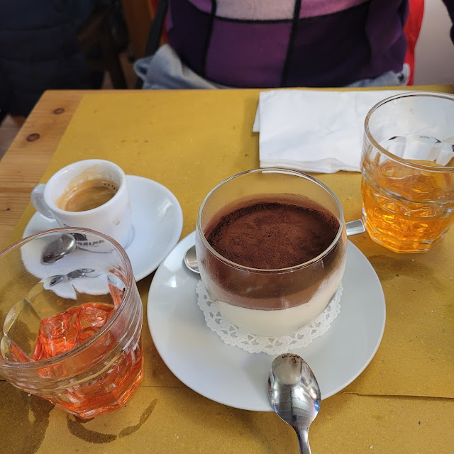 Le Tiramisu Maison