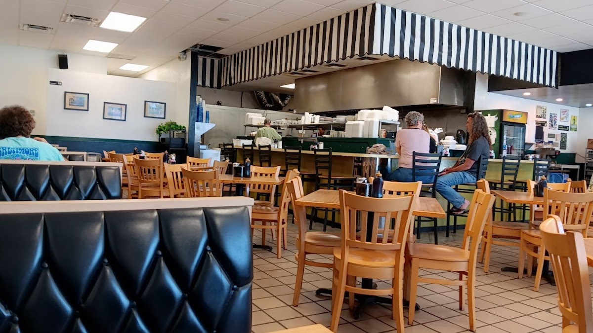 University Diner - Photo 2