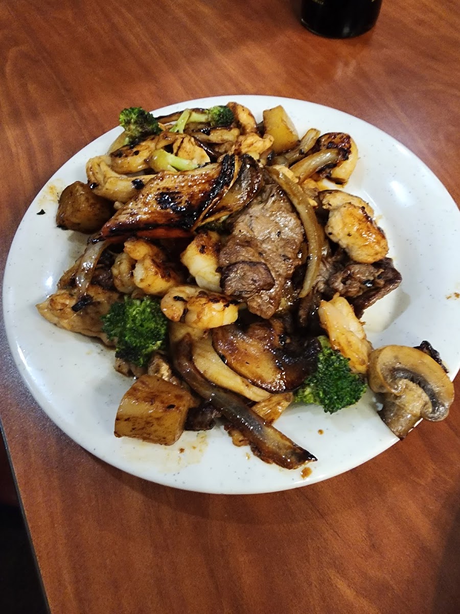 King’s Buffet & Grill - Photo 6