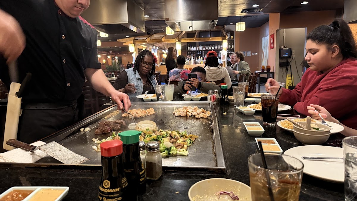 Kobe Japanese Steakhouse & Sushi - Photo 5