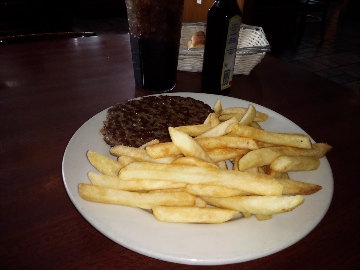 Scotty's Hometown Grill - Photo 2