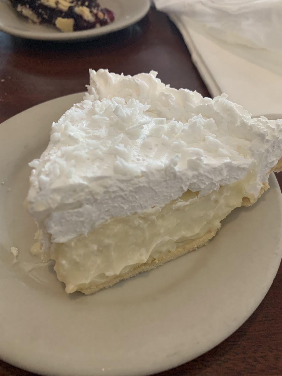 Scotty's Hometown Grill - Photo 8
