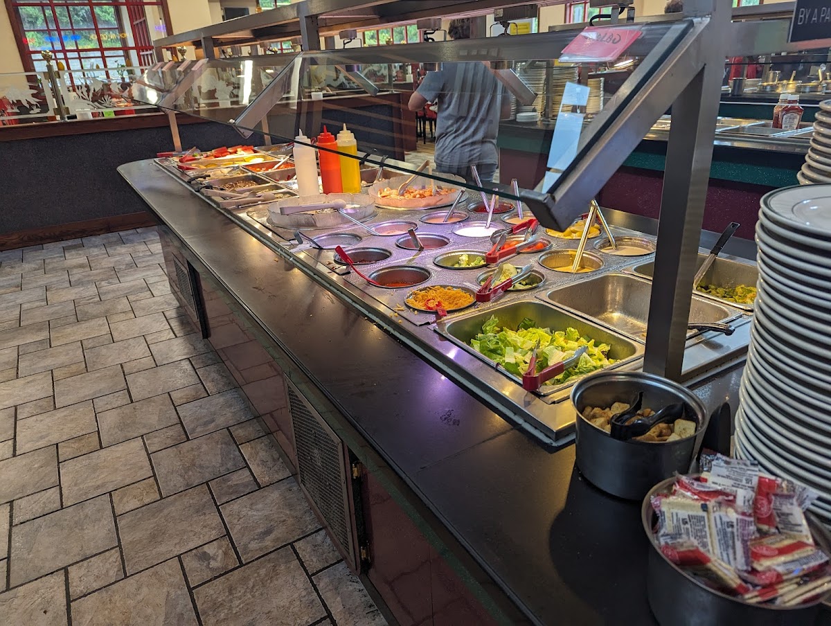 Twin Dragons Grand Buffet - Photo 9