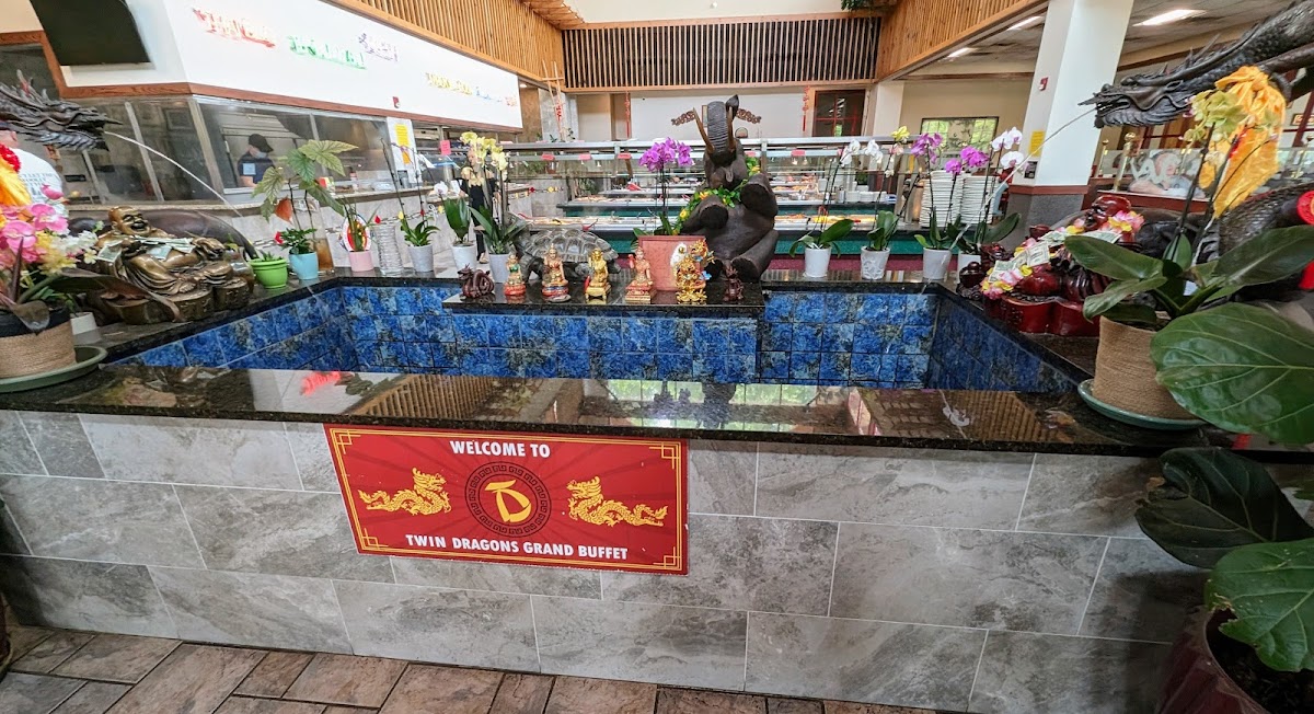 Twin Dragons Grand Buffet - Photo 7